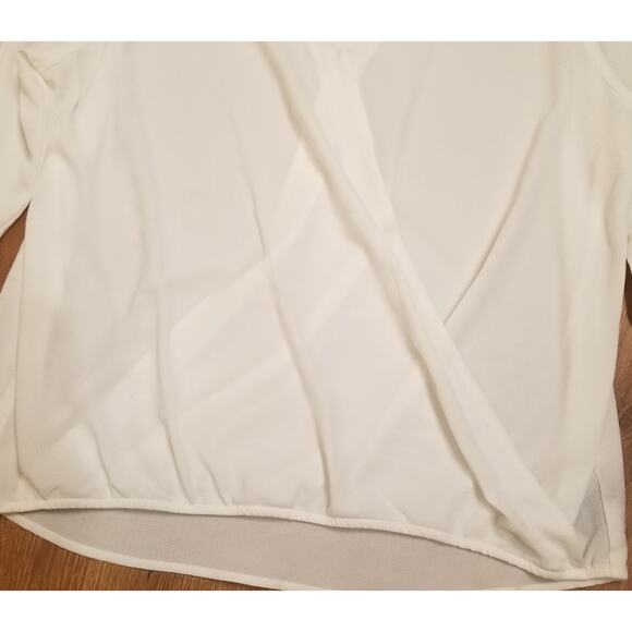 AGB Women's Cross Over Pull On Blouse Elastic Hem Front & 3/4 Sleeves Size XL - Picture 4 of 9